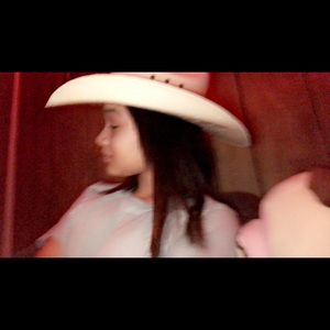 Meet your Posher, Jayla